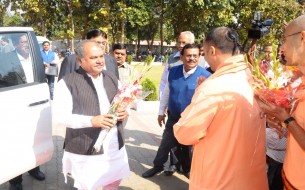 Narendra Singh Tomar, Union Minister of Steel, Mines, Labour and Employment, and other dignitaries